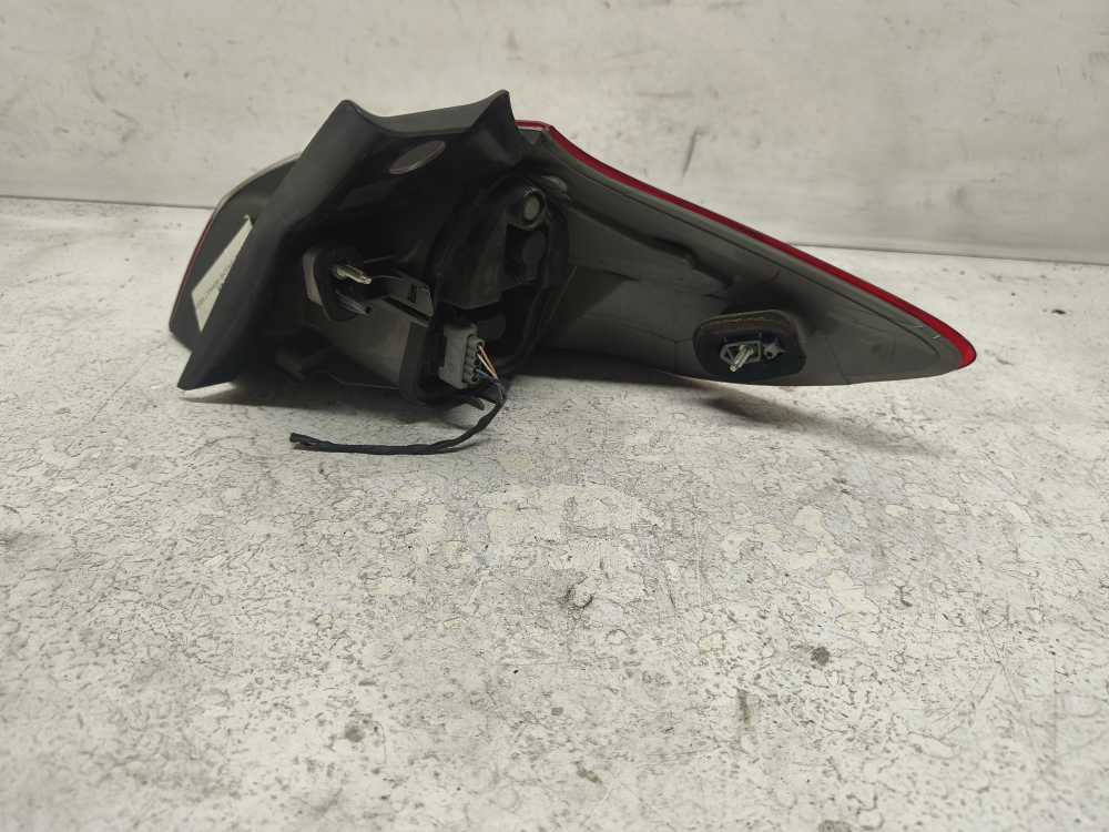 FEU ARRIERE GAUCHE RENAULT - Vue 2